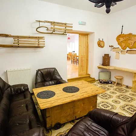 Hostal Krokus *